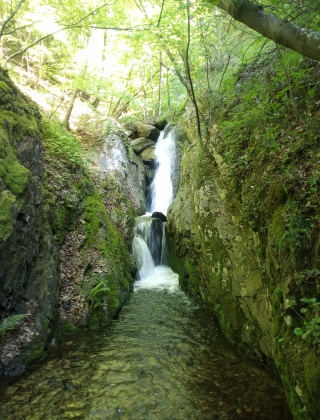 Водопад Санър дере (Равнец) 3