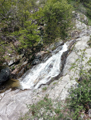 Водопад Санър дере (Равнец) 15