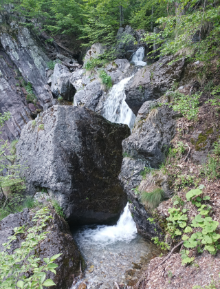 Скрития водопад Долен (Куру дере)