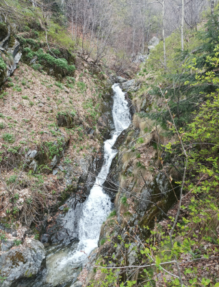 Водопад Хайдушка река
