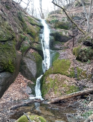 Водопад Перущенска река